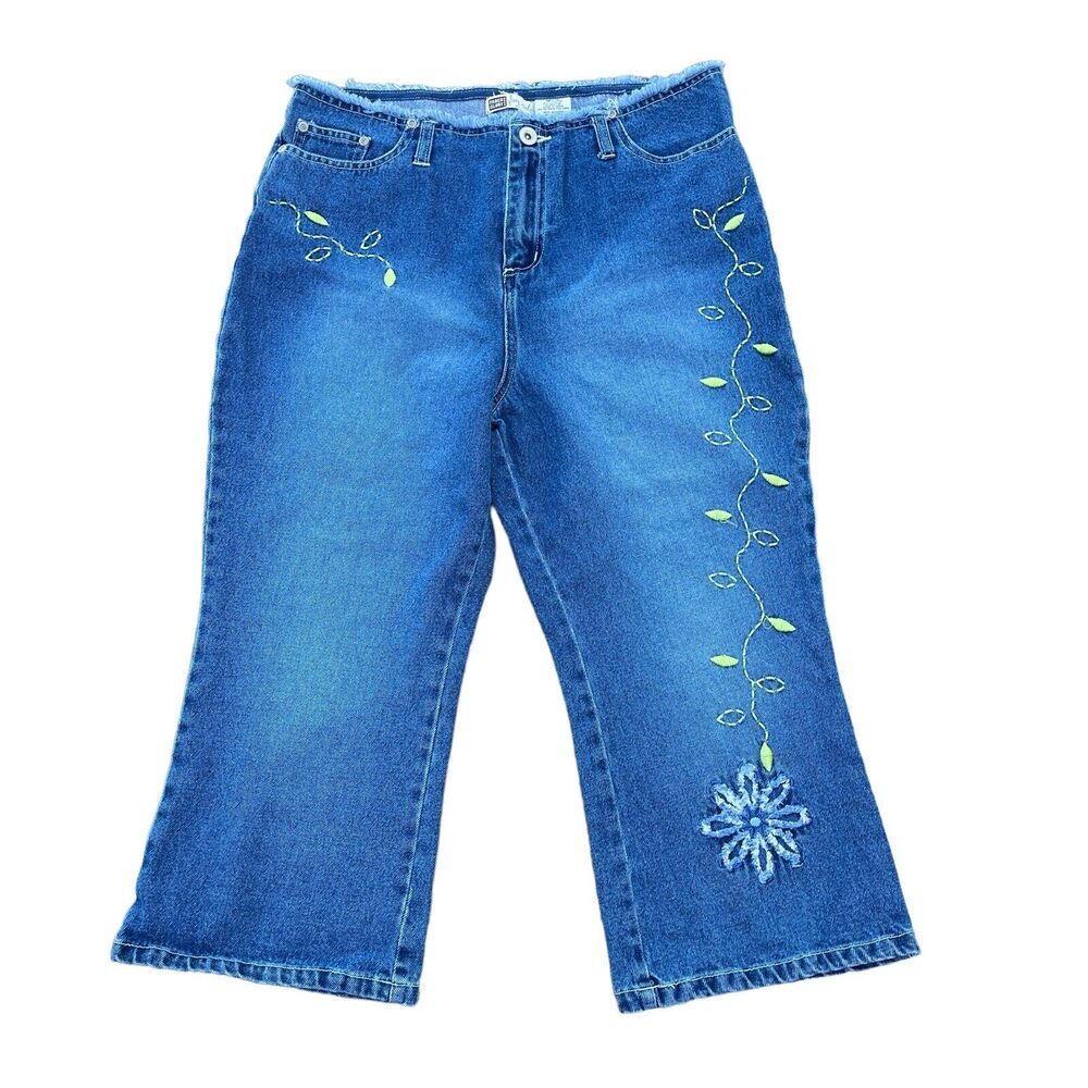 Faded Glory Jeans Girls Club Youth‎ Plus 16.5 Pants Embroidered Cropped Capri